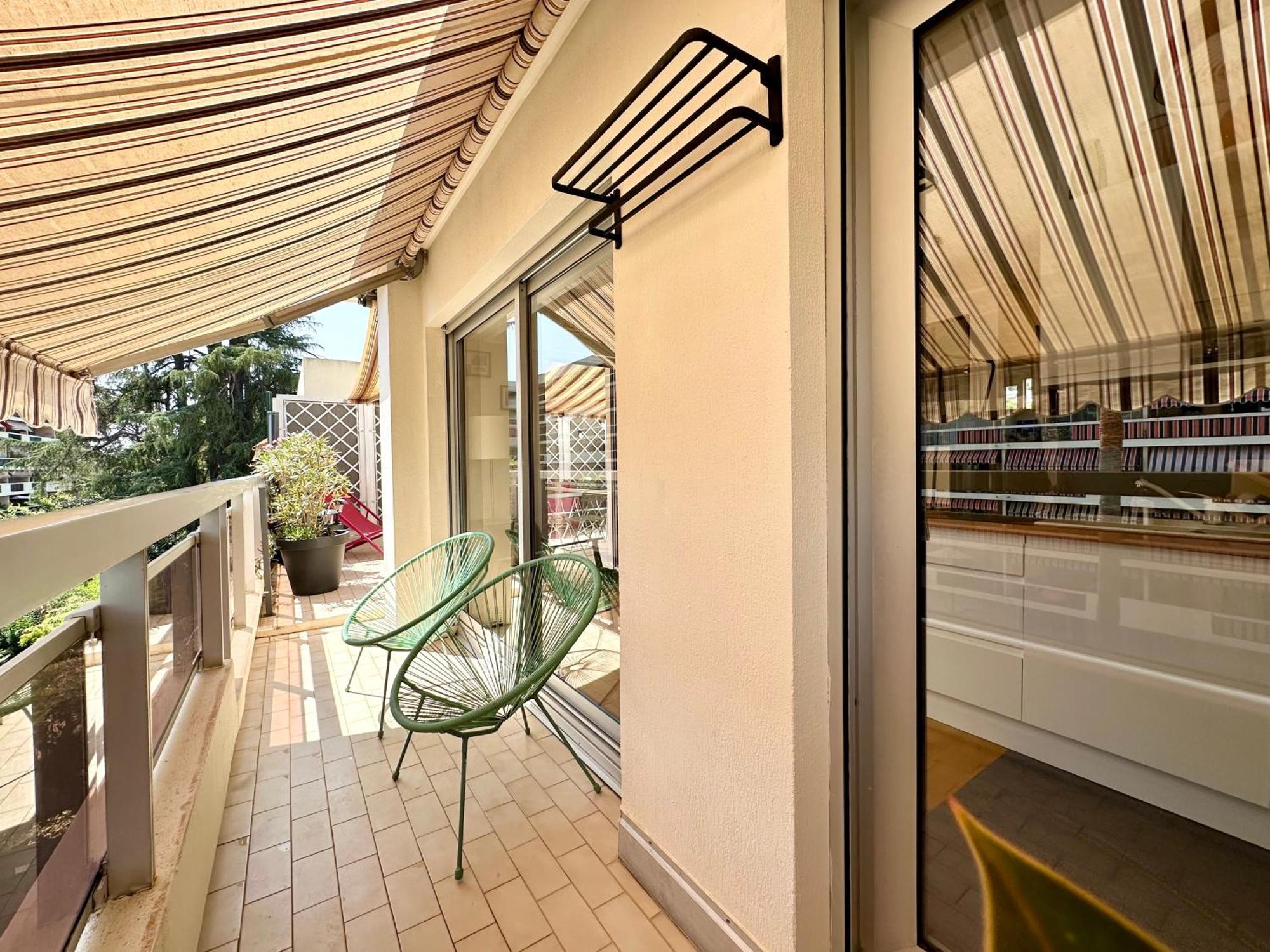 Elegant Appartement 2Pieces Piscinevue Mer Parking Vallauris Extérieur photo